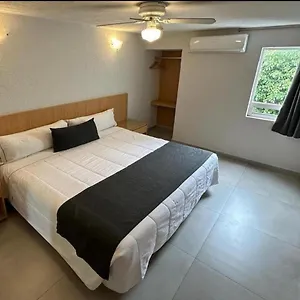 Hotel Emperador Centro Y Remodelado