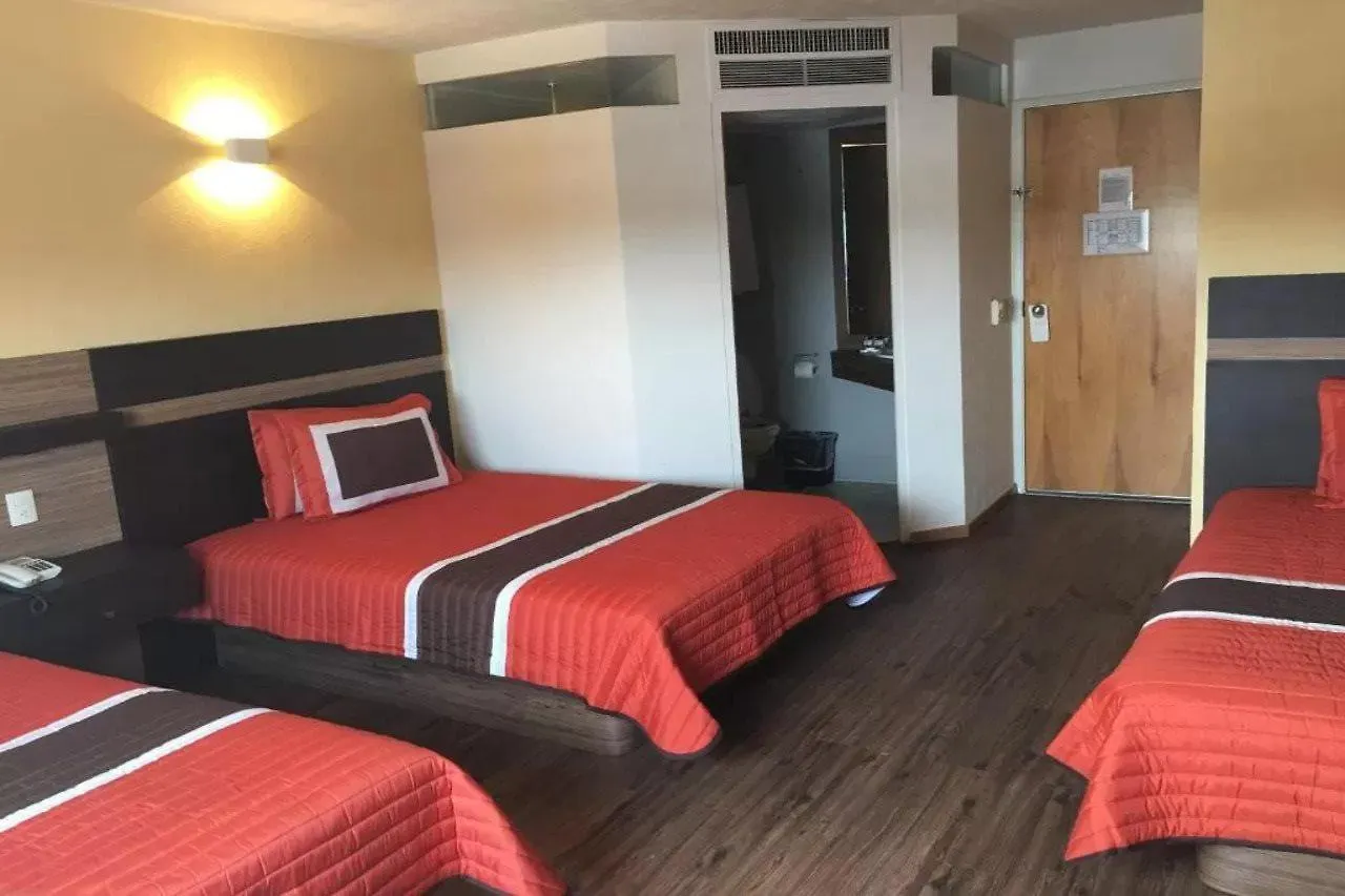 Hotel Ibeurohotel Guadalajara Expo